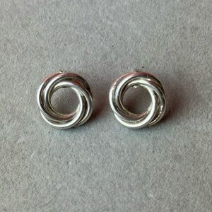 Vintage ESTATE SALE jewelry earrings with swirl circular design